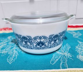 Pyrex Blue Horizon casserole bowl