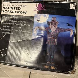 Halloween Haunted Scarecrow