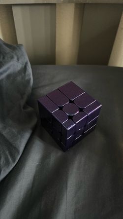 Gan mirror cube. Uv coated