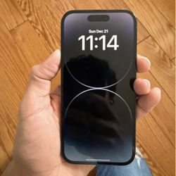 Apple iPhone 14 Pro  Black 256 GB UNLOCKED
