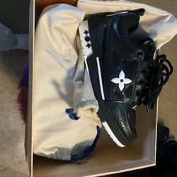 Lv Skates