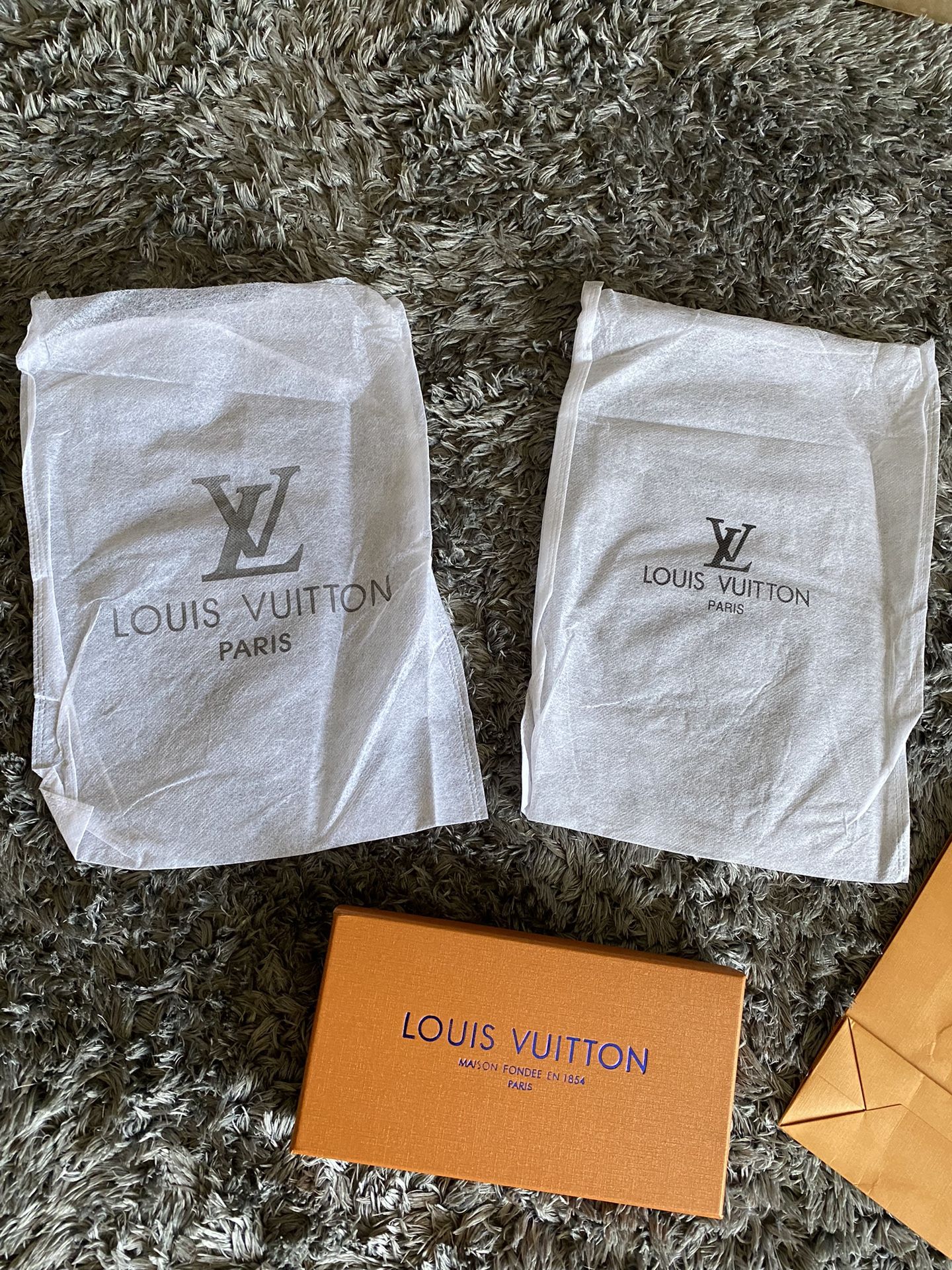 Authentic Louis Vuitton Box LV 10x9.5 for Sale in San Diego, CA - OfferUp