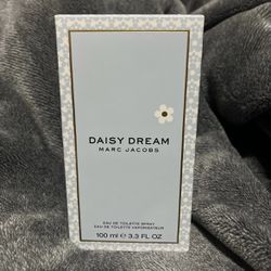 Daisy Dream Perfume By Marc Jacob 