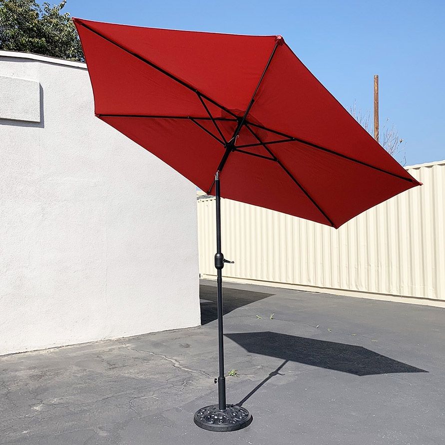 $70 (Brand New) Patio set (10ft umbrella and base stand) tilt crank, outdoor garden market, beige or red color 