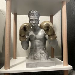 Boxer Statue 