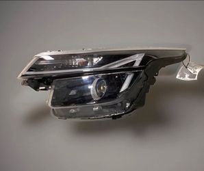 2021-2023 KIA SELTOS HALOGEN LED DAY LIGHT LEFT HEADLIGHT USED OEM GUN METAL