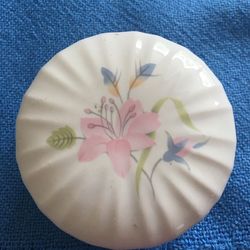 Small Round Trinket / Jewelry Container