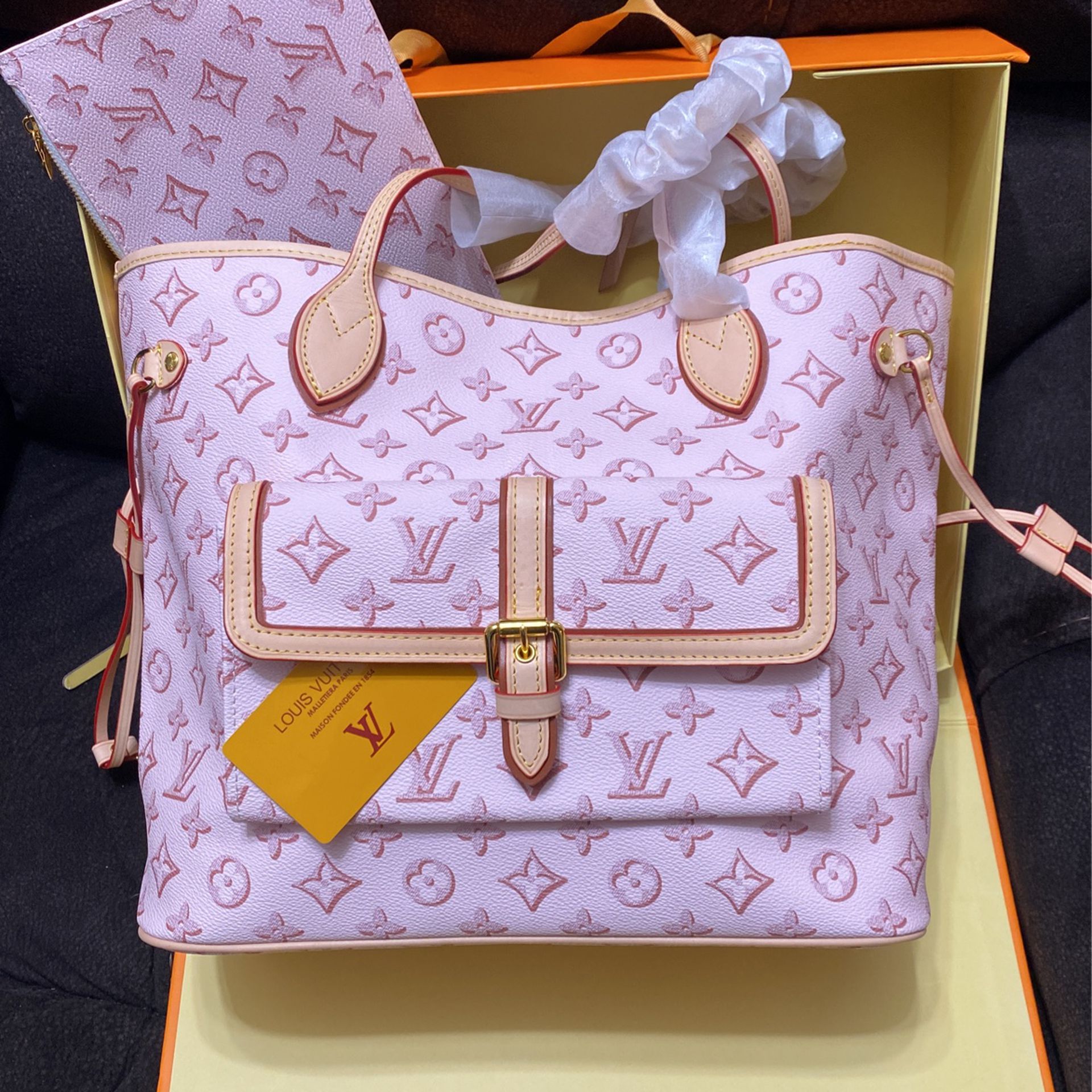 Authentic Limited Edition LOUIS VUITTON Monogram Giant By The Pool  Neverfull MM Light Pink for Sale in Pleasanton, CA - OfferUp