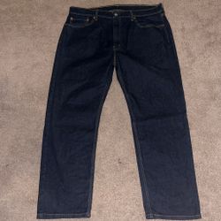 Levi Dark Wash Denim Jeans size 38