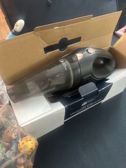 Car vacuum