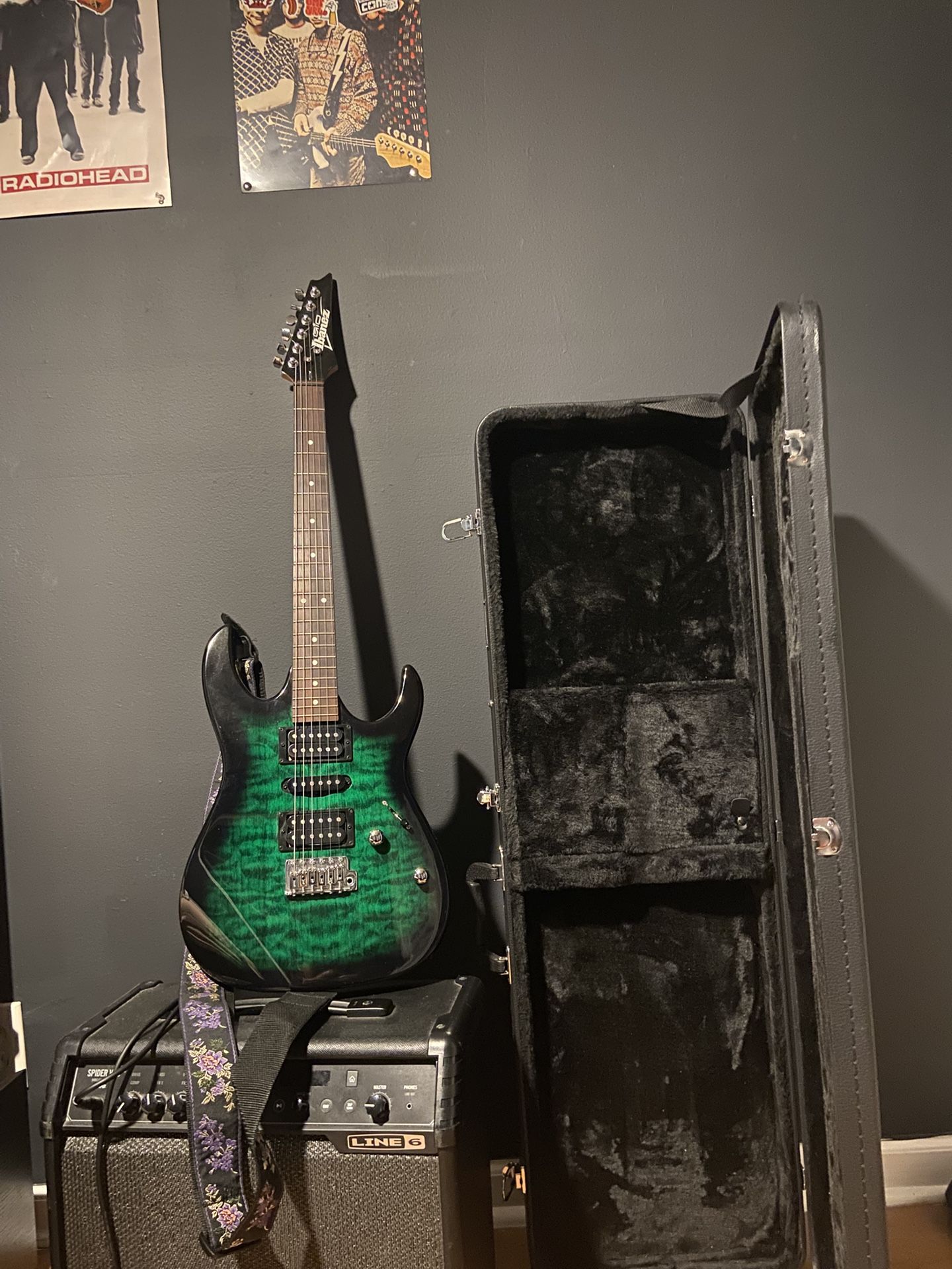 Guitar + Amp + Case (and More) Whole Pack.