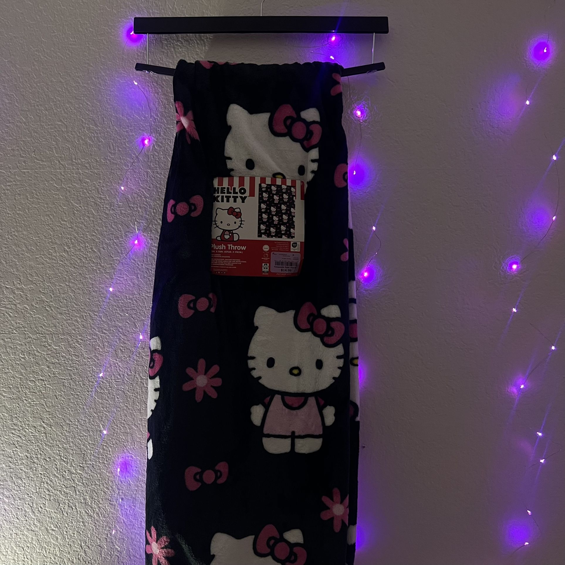 Hello Kitty Black Blanket 