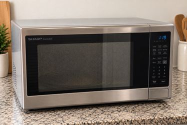 Sharp Carousel XL Stainless Steel Microwave – 2.2 Cu. Ft. / 1200W
