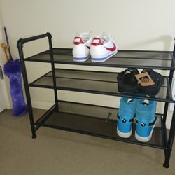 Shoe And Boot 3-tier Rack All Metal Construction Beautifully Designed Just Assembled Fresh Out Of The Box High Tops Boots Tennis Shoes All Fit!