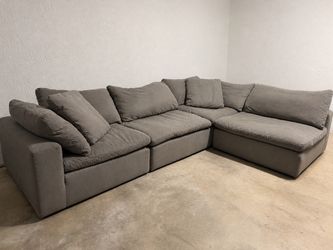 Nixon 4-piece Modular Sectional (Cloud Couch) in Light Gray