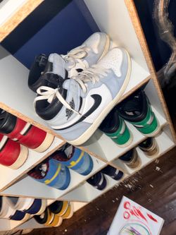 Unc 1s size 12