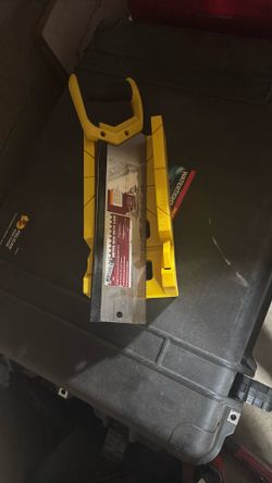 Miter Box w/ Saw