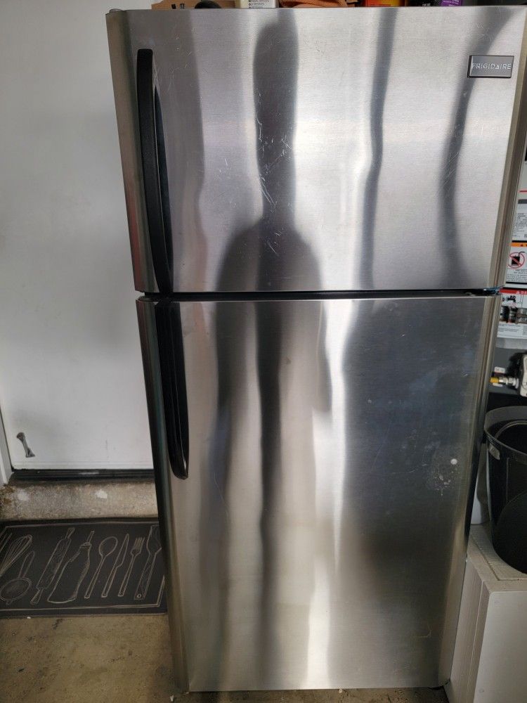 Frigidaire Refrigerator