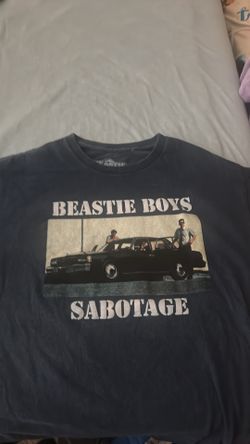 3 Beastie Boys Tees