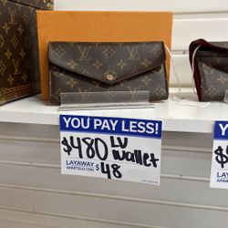 Lv Wallet With Red Inside With Box 