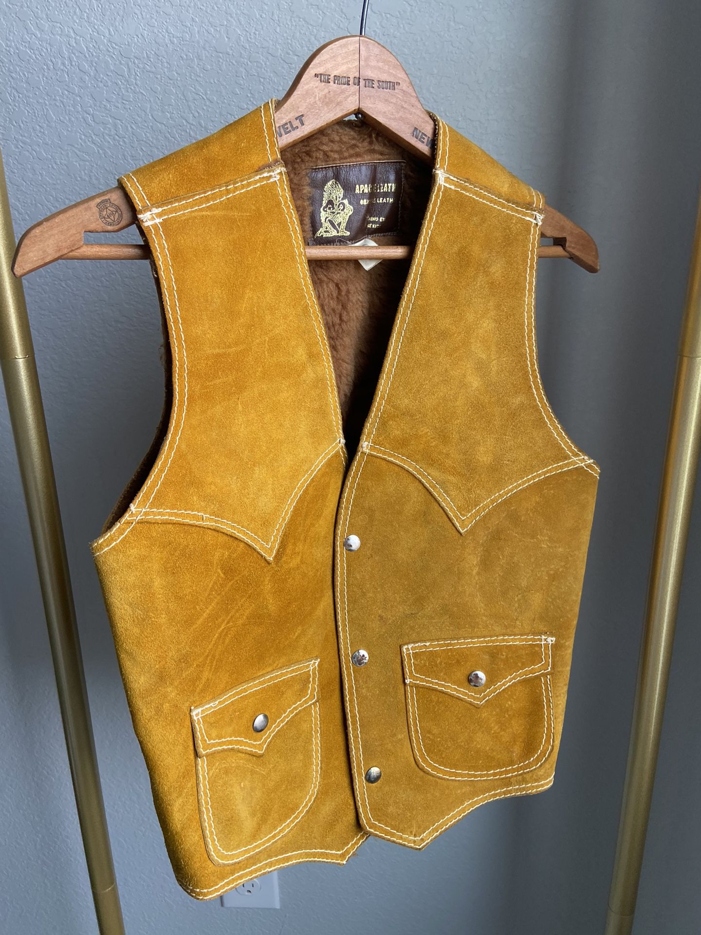 Men’s Vintage Leather Vest