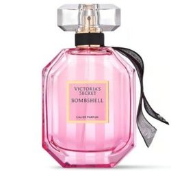 Victorias Secret Bombshell Perfume 3.4 Oz.
Brand new. In the box.
