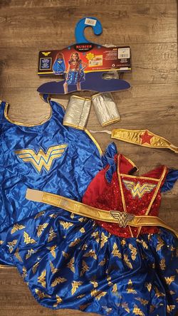 Rubies Wonder Woman Girls Costume Set