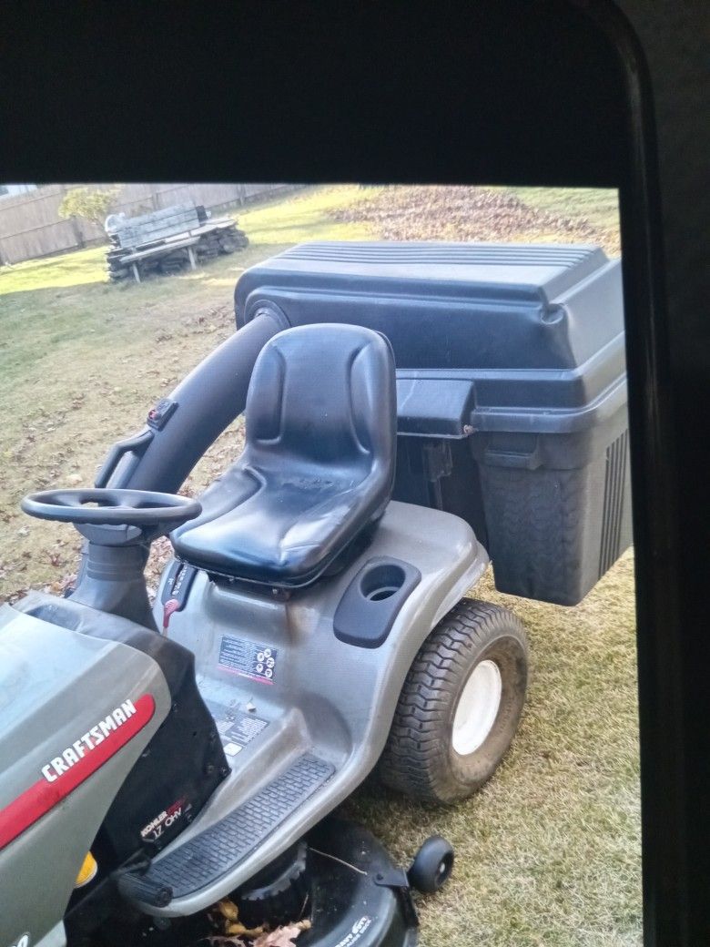 Upgraded Mower. Tripple Bagger Full Auto Drive