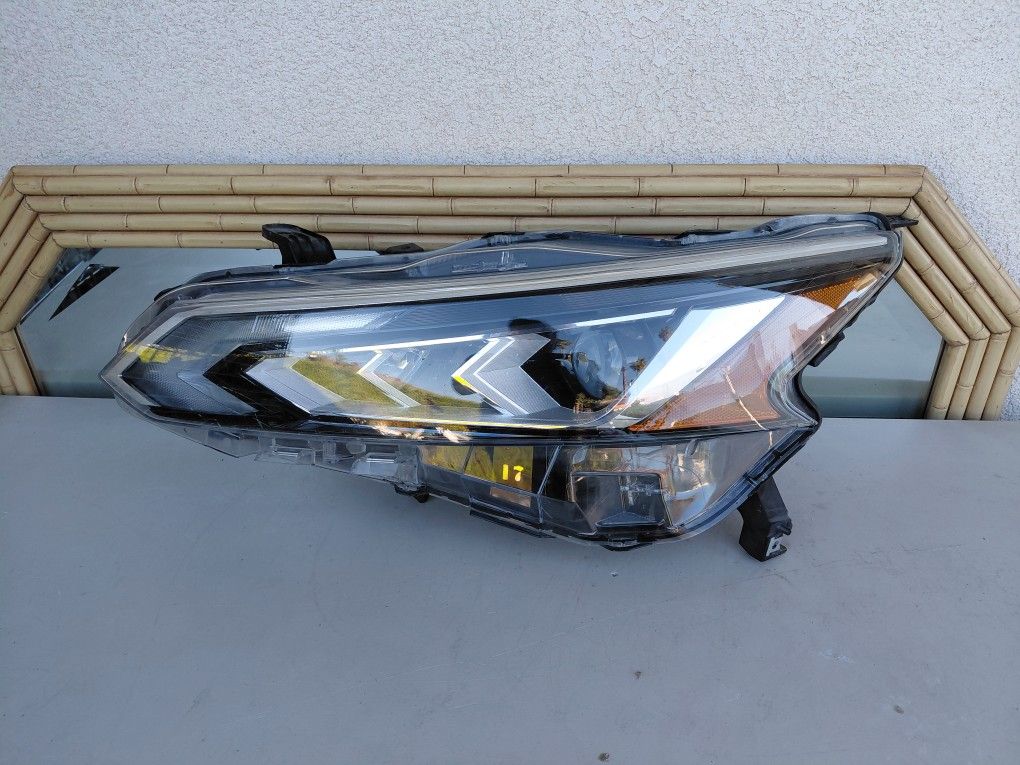 2019 - 2024 NISSAN ALTIMA LEFT HEADLIGHT DRIVER SIDE LED GENUINE USED OEM.  H3