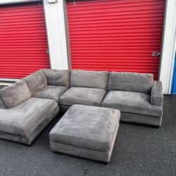 *FREE DELIVERY* 3 Piece Sectional Sofa