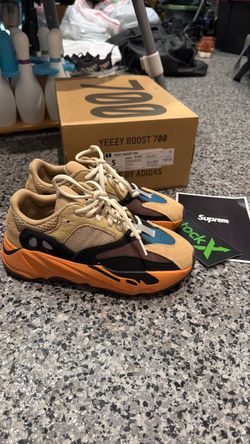 Adidas Yeezy Boost 700 Enflame Amber Size 5