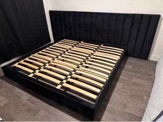 Black Velvet Upholstered Platform Bed with Extra Wide Channel Tufted Headboard