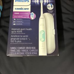 Philips Sonicare ProtectiveClean 5100 electric toothbrush