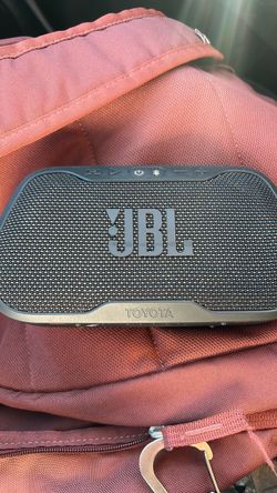 JBL FLEX Bluetooth speaker