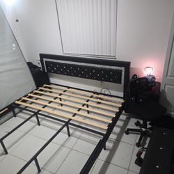 Bed Frame 100