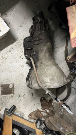 Turbo 400 Transmission  With 2500 Stall