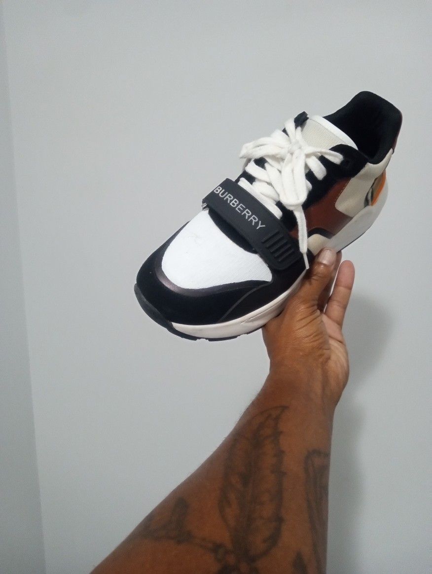 Selling My Excellent Condition " Burberry " Sneaker's , Size 9 ~ 9 1/2 , No Box Tho , Got Wet In A Basement Flood , Letting Go For $ 350