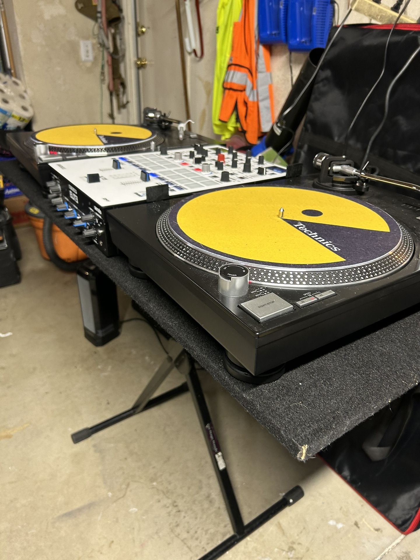 Turntables 