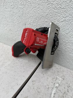 Milwaukee M12 FUEL 3-inch Cut Off Tool