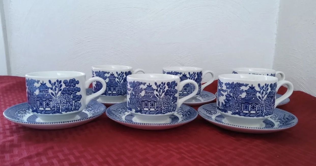 Vintage Churchhill Blue Willow Cups,Saucer