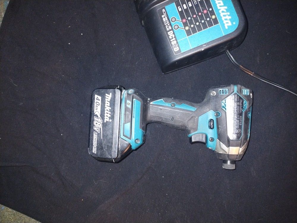 Makita XDT13