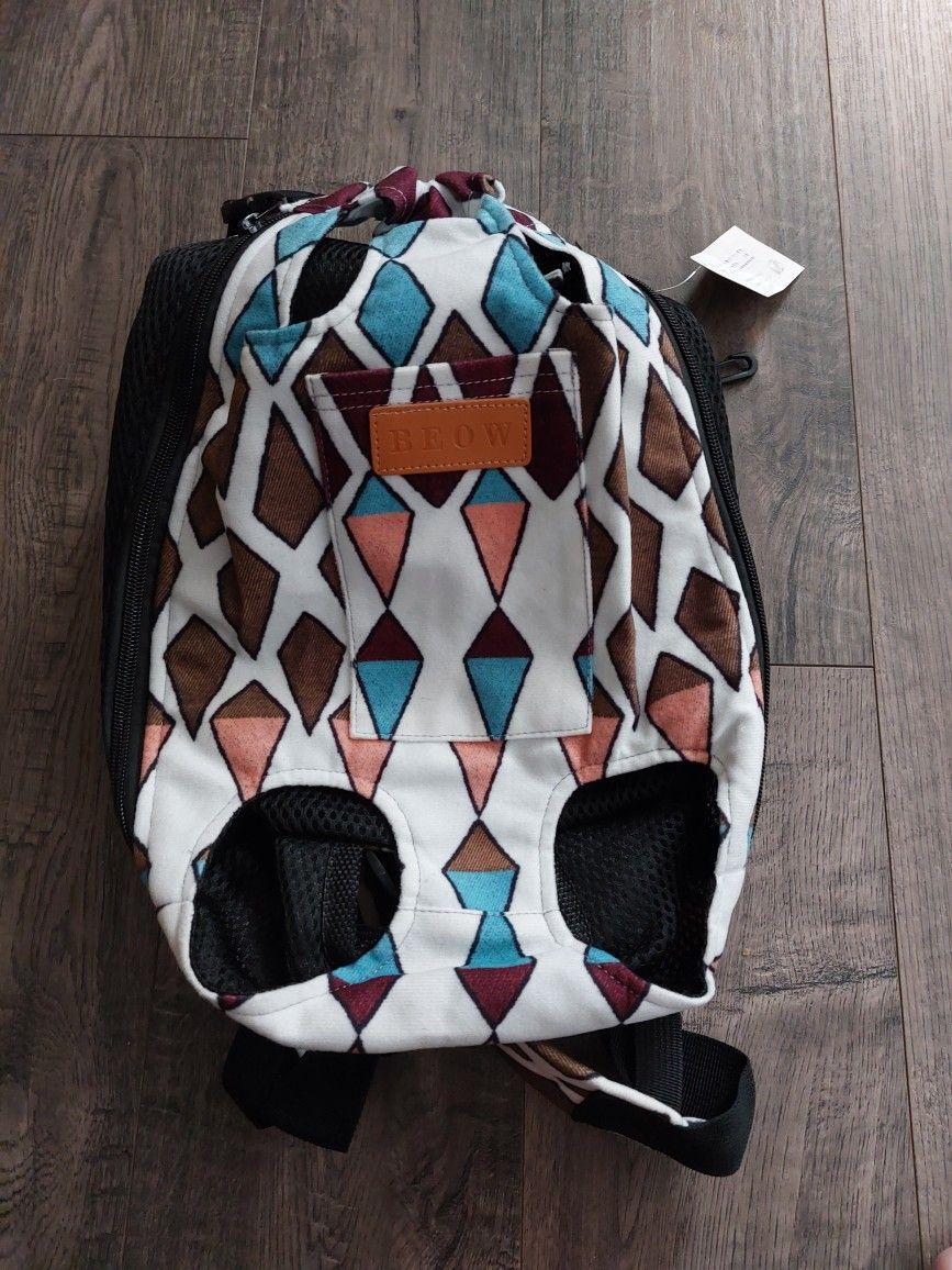 NEW PET CARRIER BACK PACK SIZE XL. SEE PHOTOS. CASH PICKUP ONLY