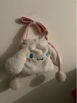 Universal cinnamoroll plush purse