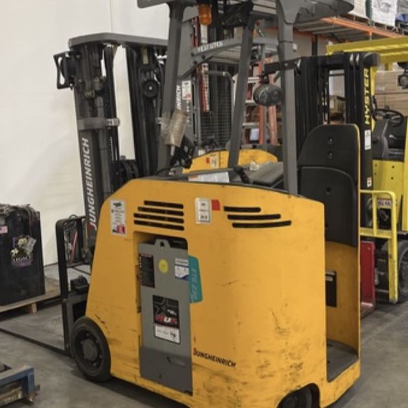 Jungheinrich Forklift