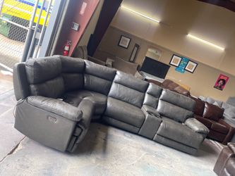 Leather sectional  reclining 🦖 🦖