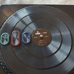 DJ HERO Renegade edition for Wii