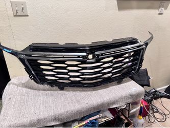 2022 to 2023 CHEVY EQUINOX GRILL