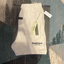 Essentials light oatmeal size small shorts