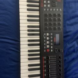 Akai Professional MPK249 49