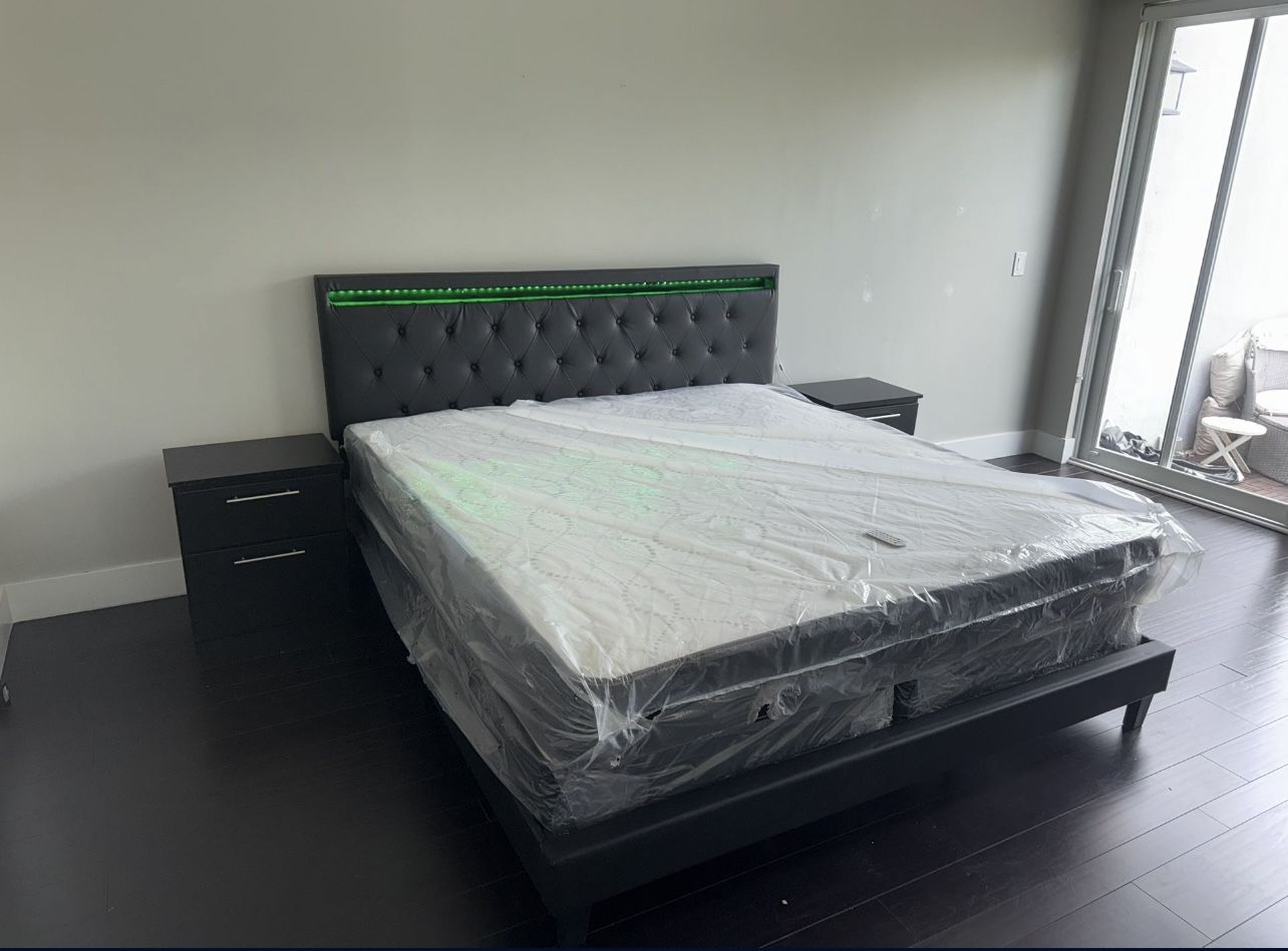 Bedroom Set - Juego De Cuarto